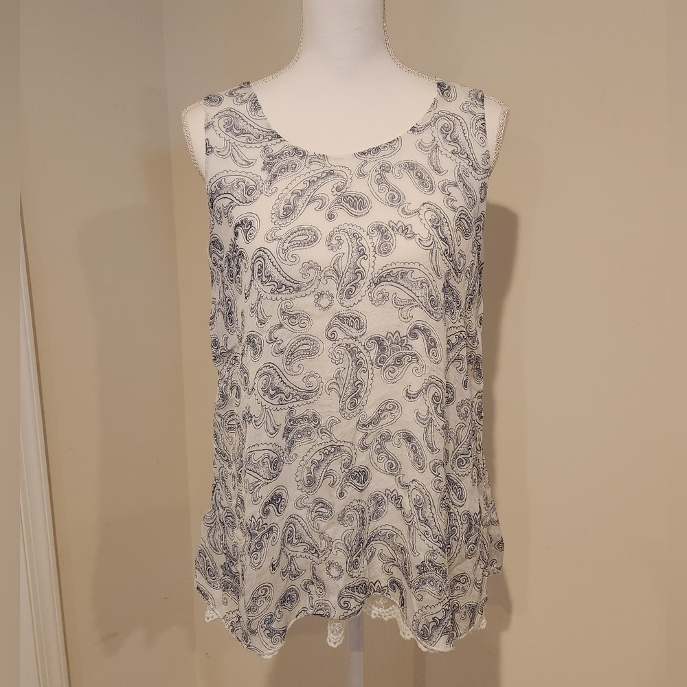 VIA Signoria White and Blue Silk Paisley Sleeveless Blouse Large (Made in Italy)